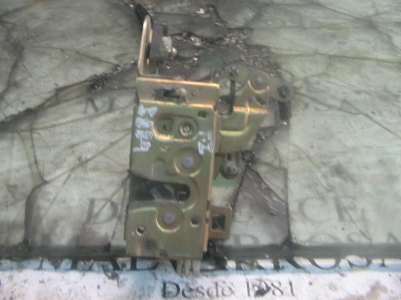 Recambio de cerradura puerta trasera izquierda para ford mondeo berlina/familiar (fd) 1.8 16v cat referencia OEM IAM   