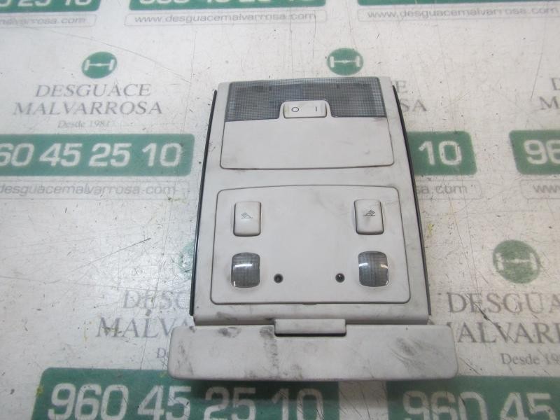 Recambio de piloto interior para audi allroad quattro (4b5) 2.5 v6 24v tdi referencia OEM IAM 4B0947303D9NQ  