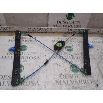 ELEVALUNAS DELANTERO DERECHO 