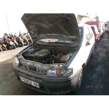 FIAT PUNTO BERLINA (188)