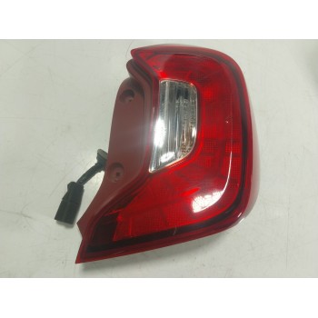 PILOTO TRASERO DERECHO 92402G6000 