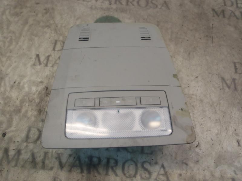 Recambio de piloto interior para opel insignia berlina sport 4x4 referencia OEM IAM 13285100  