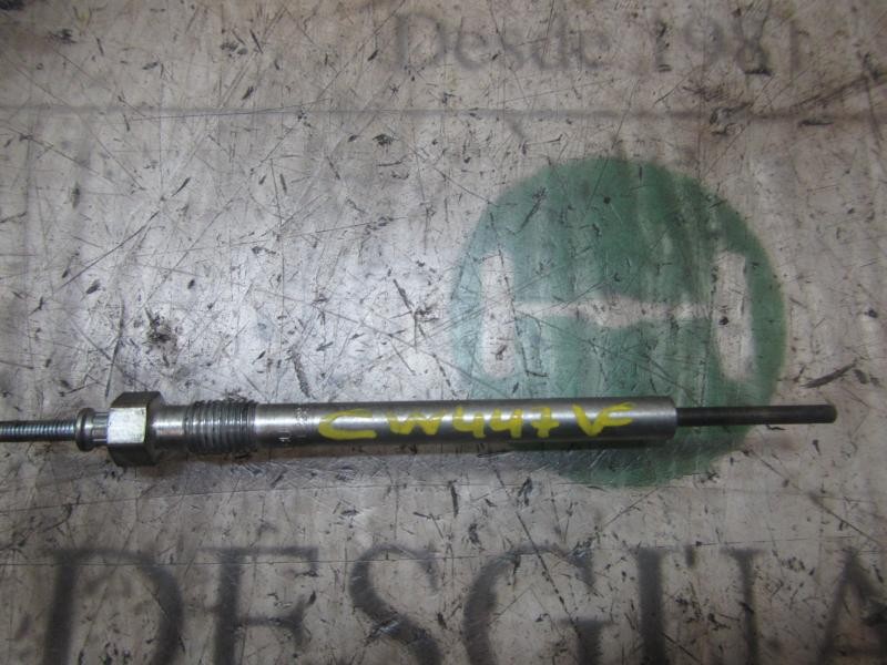 Recambio de calentador para kia sorento 2.5 crdi concept referencia OEM IAM 367104A000  