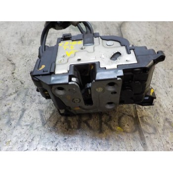 CERRADURA PUERTA TRASERA IZQUIERDA 825030002R 