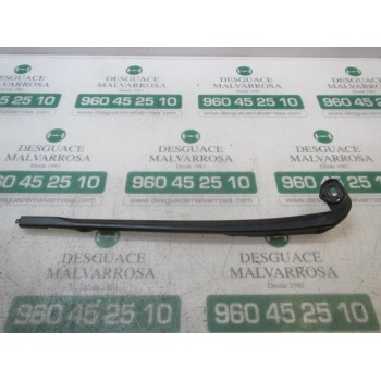 BRAZO LIMPIA DELANTERO DERECHO 