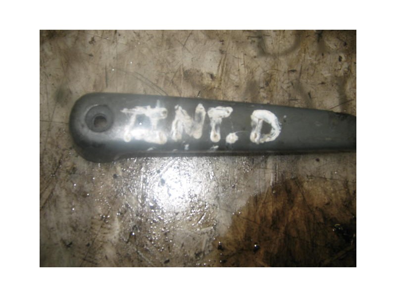 Recambio de maneta interior trasera derecha para nissan trade 100 referencia OEM IAM   