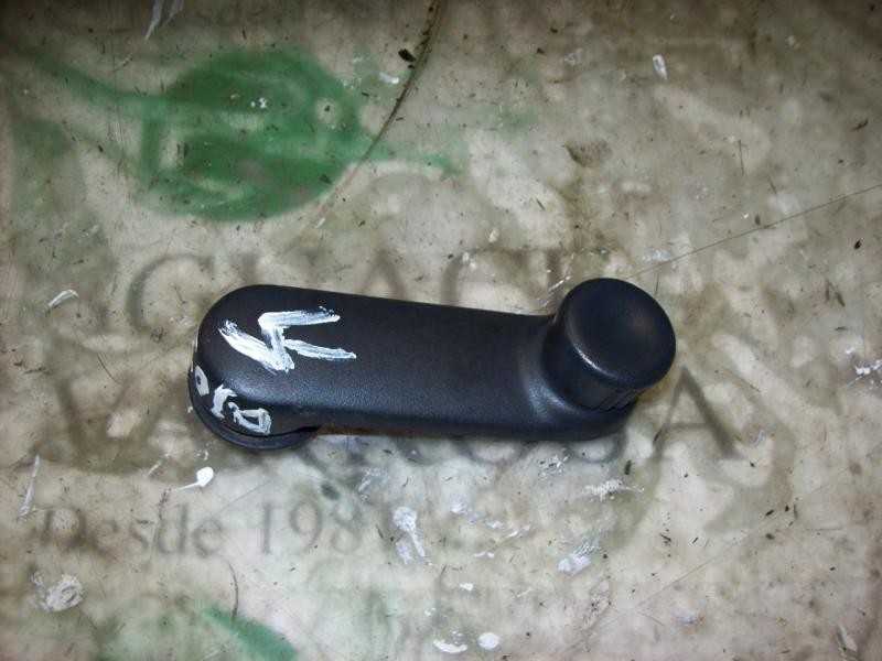 Recambio de maneta elevalunas trasera izquierda para renault megane i classic (la0) 1.9 diesel referencia OEM IAM   