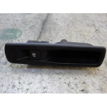 MANDO ELEVALUNAS TRASERO DERECHO 254010003R 