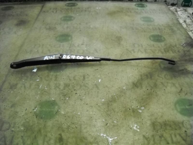 Recambio de brazo limpia delantero derecho para fiat punto berlina (188) referencia OEM IAM 735278792  