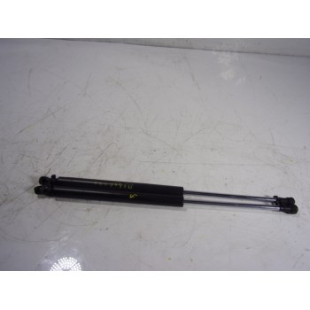 AMORTIGUADORES MALETERO / PORTON GS1M62620C 