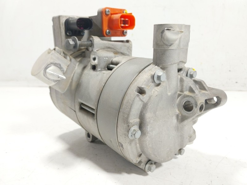 Recambio de compresor aire acondicionado para cupra leon sportstourer (kl8) 1.4 tsi phev referencia OEM IAM 5QE816803M  
