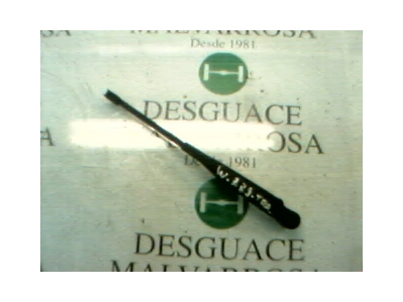 Recambio de brazo limpia trasero para peugeot 106 (s1) 1.1 referencia OEM IAM   