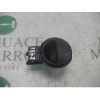 MANETA INTERIOR DELANTERA IZQUIERDA 