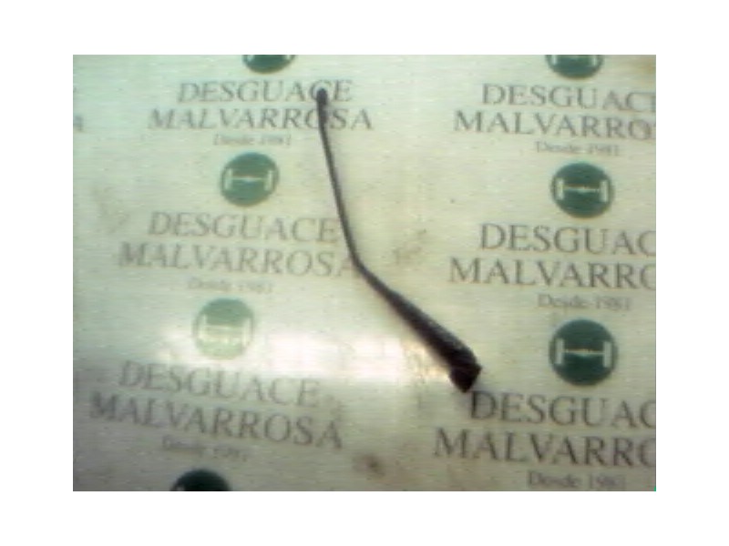 Recambio de brazo limpia trasero para opel corsa b edition 2000 referencia OEM IAM   