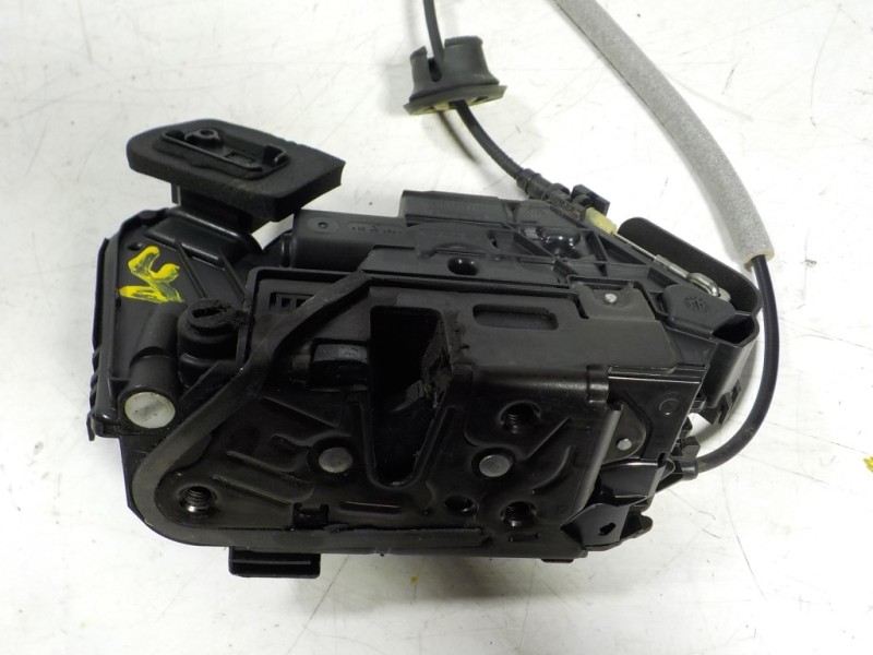 Recambio de cerradura puerta trasera izquierda para audi a1 sportback (gba) 1.0 tfsi referencia OEM IAM 5TA839015K 5TA839015E 