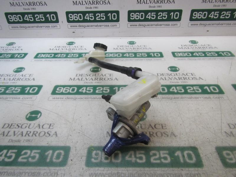 Recambio de bomba freno para ford fiesta (ccn) titanium referencia OEM IAM 1751664  