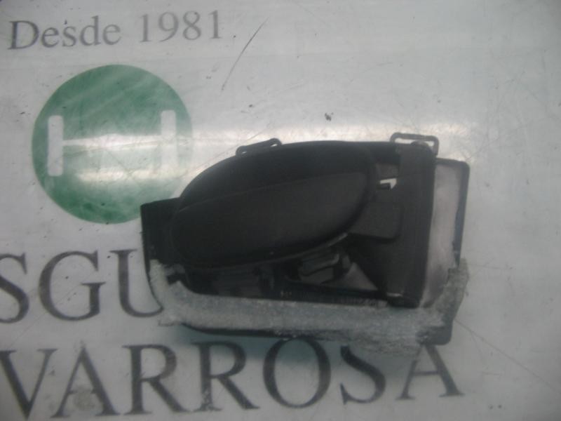 Recambio de maneta interior delantera derecha para peugeot 206 berlina xt referencia OEM IAM   