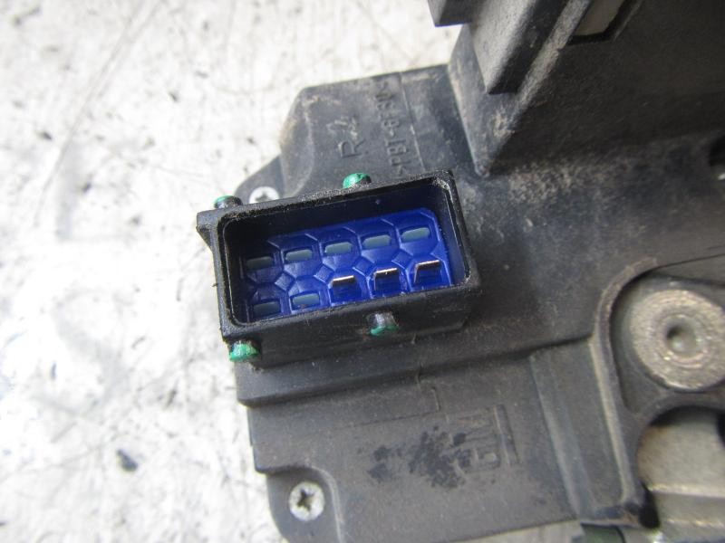 Recambio de cerradura puerta delantera derecha para opel corsa c blue line referencia OEM IAM   