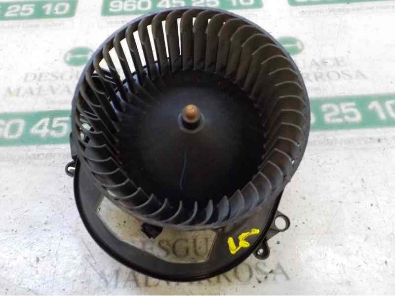 Recambio de motor calefaccion para bmw serie 3 lim. (f30) 320d referencia OEM IAM 64119350395 T958225 T958225