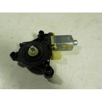 MOTOR ELEVALUNAS DELANTERO IZQUIERDO 8W0959801 8W0959801 0130822705