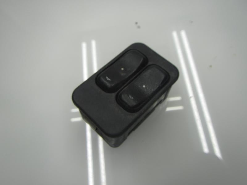 Recambio de mando elevalunas delantero izquierdo para opel corsa c blue line referencia OEM IAM   