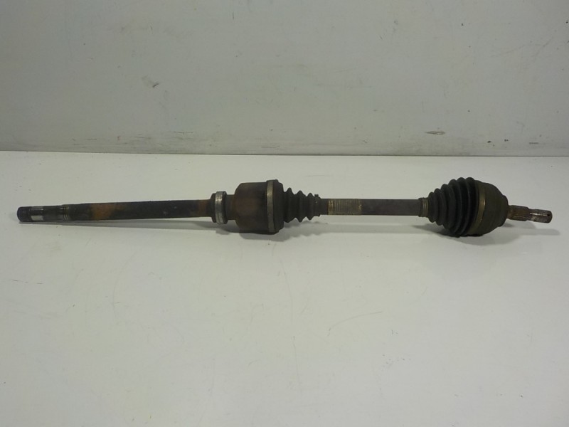 Recambio de transmision derecha para peugeot 5008 2.0 16v hdi fap cat (rhh / dw10cted4) referencia OEM IAM 3273QQ 9685126180 