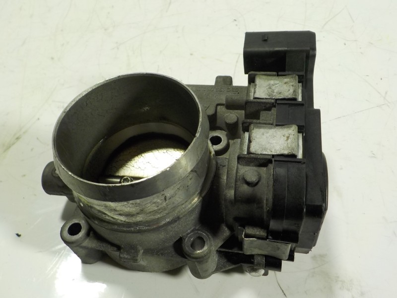 Recambio de caja mariposa para volkswagen golf v berlina (1k1) 1.4 16v tsi referencia OEM IAM  03C133062D 