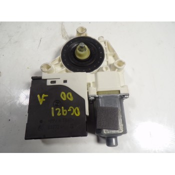 MOTOR ELEVALUNAS DELANTERO DERECHO 8P0959802M 8P0959802K E840311202
