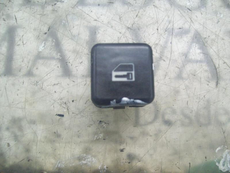 Recambio de modulo electronico para bmw serie 5 berlina (e39) 523i referencia OEM IAM 61318360828  