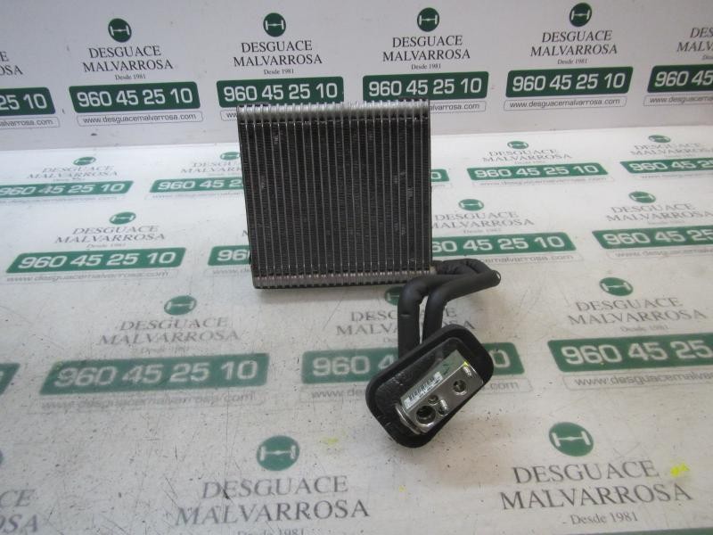 Recambio de evaporador aire acondicionado para ford fiesta (ccn) titanium referencia OEM IAM 2109235 AP3119849AA 
