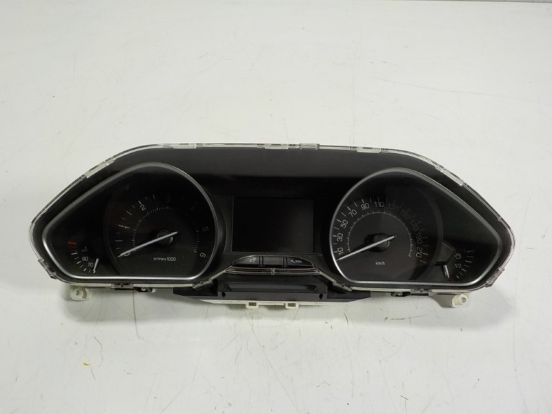 Recambio de cuadro instrumentos para peugeot 208 1.6 blue-hdi fap referencia OEM IAM 9813870580 9814696580 