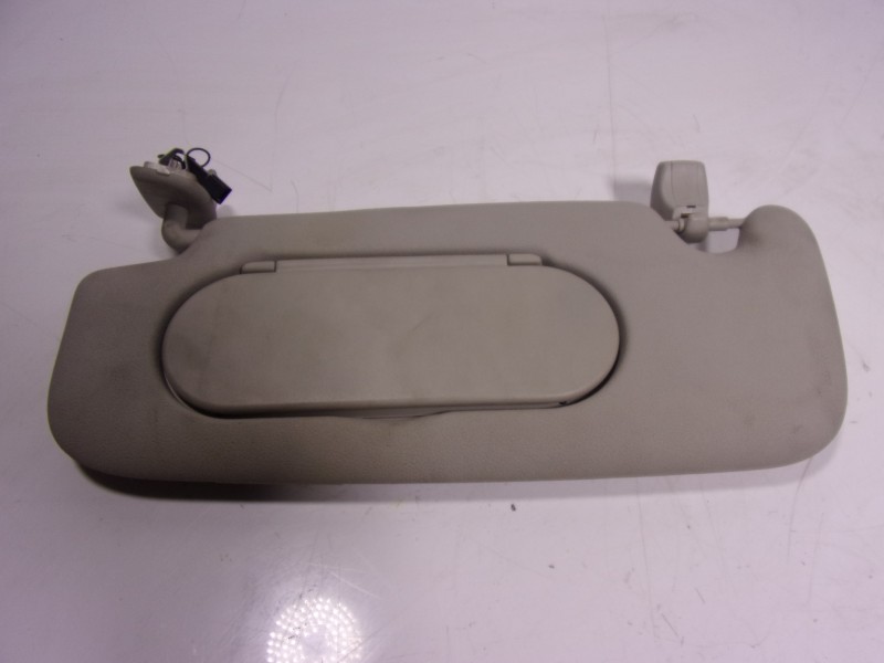 Recambio de parasol izquierdo para mini mini (f56) 1.5 12v turbodiesel referencia OEM IAM 51167366949  