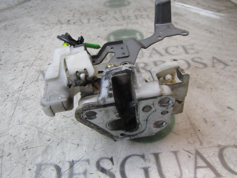 Recambio de cerradura puerta trasera izquierda para toyota aygo (kgb/wnb) básico referencia OEM IAM   