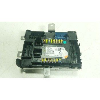 CAJA RELES / FUSIBLES 52175846 00521758460 
