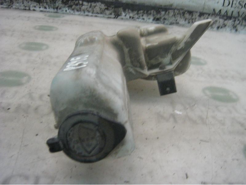 Recambio de deposito limpia para kia joice ls referencia OEM IAM 98600M3102  