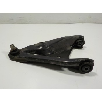 BRAZO SUSPENSION INFERIOR DELANTERO IZQUIERDO 545017081R 545006623R TMB1064393