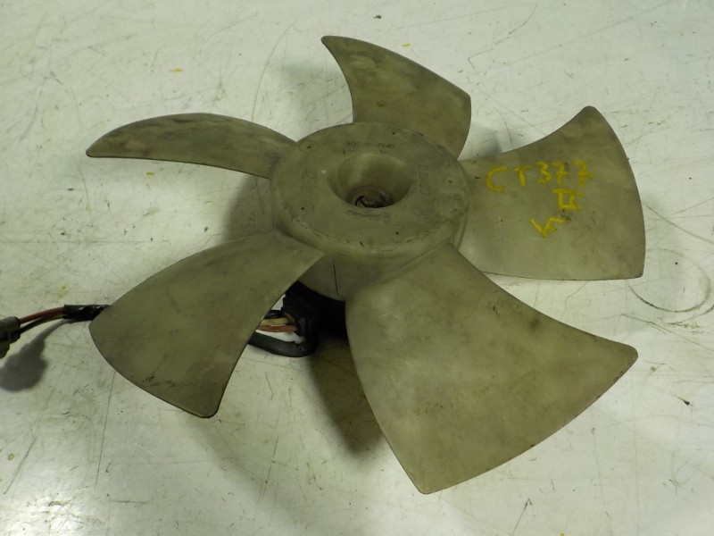 Recambio de electroventilador para lexus sc430 ( uzz40 ) básico referencia OEM IAM 1636350050 163635005 