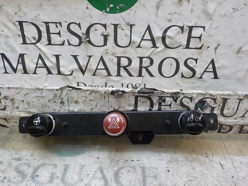 Recambio de warning para fiat nuova 500 (150) 1.2 cat referencia OEM IAM 735451108  