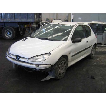 PEUGEOT 206 BERLINA