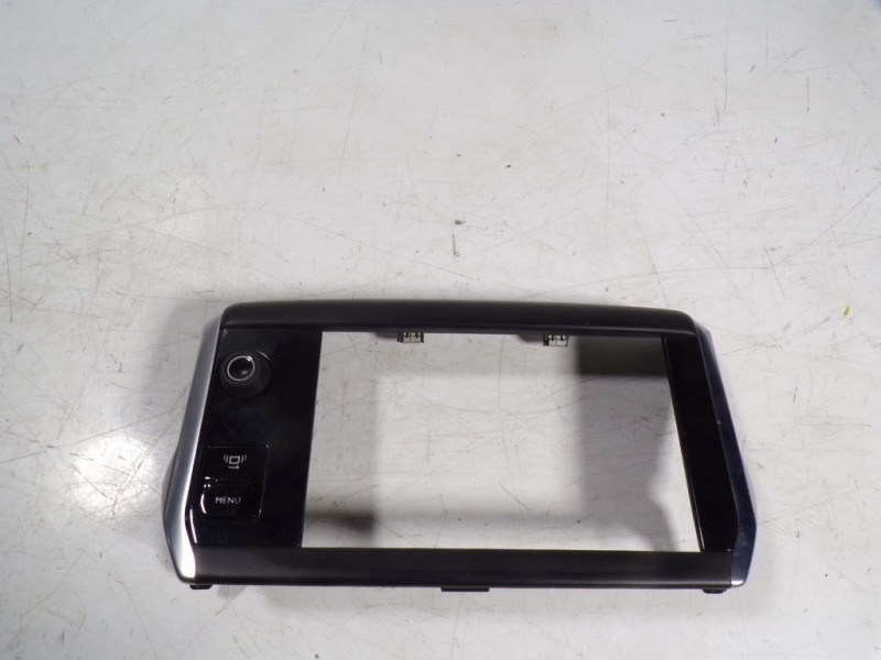 Recambio de modulo electronico para peugeot 208 1.4 hdi fap referencia OEM IAM 96758773XU  