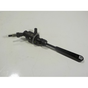 BOMBA EMBRAGUE 306106218R 