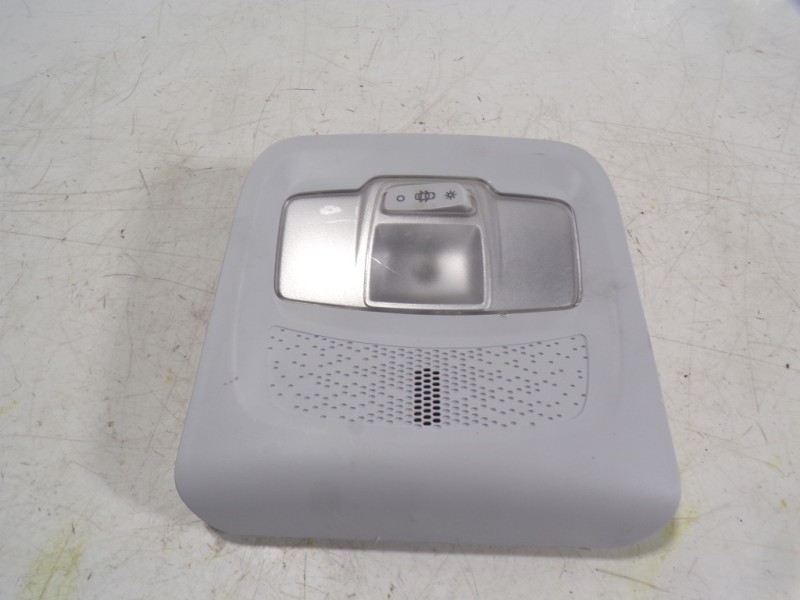 Recambio de piloto interior para peugeot 208 1.4 hdi fap referencia OEM IAM 96754056PR  