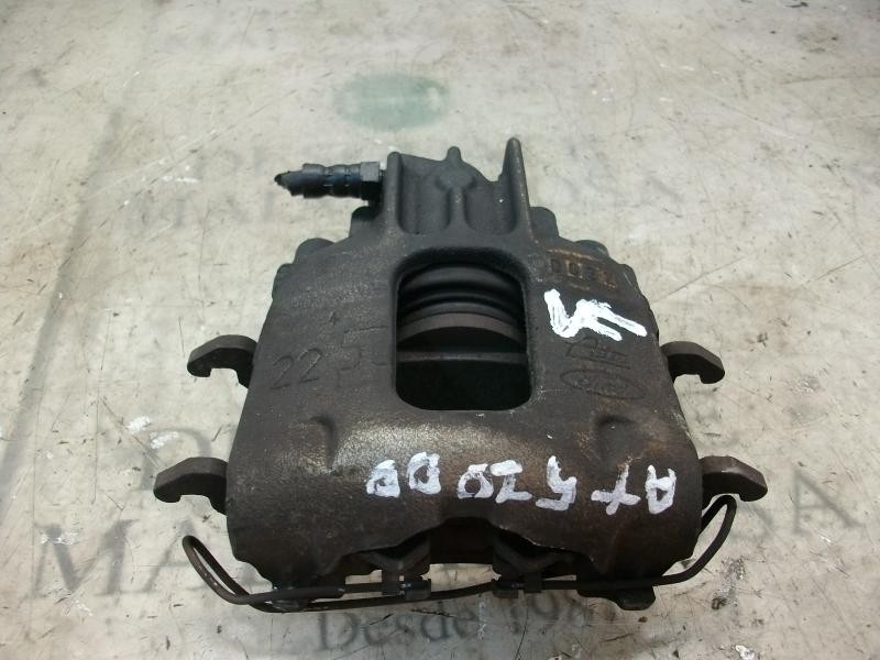 Recambio de pinza freno delantera derecha para ford focus berlina (cak) 1.6 16v cat referencia OEM IAM   