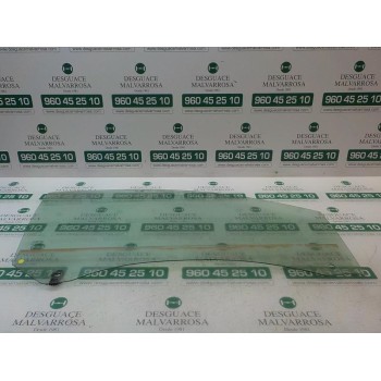 CRISTAL PUERTA DELANTERO DERECHO 
