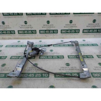 ELEVALUNAS DELANTERO DERECHO 