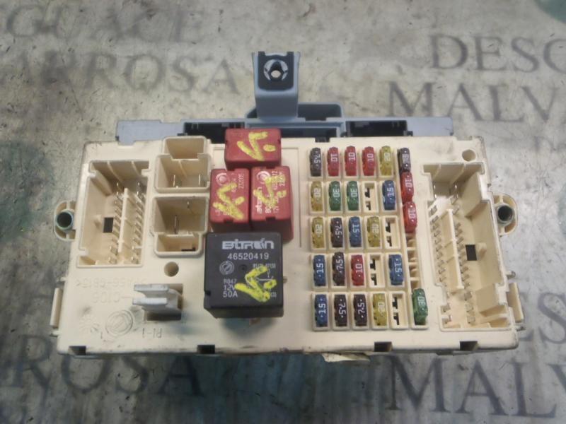 Recambio de caja reles / fusibles para fiat stilo (192) 1.6 16v referencia OEM IAM   