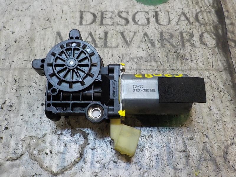 Recambio de motor elevalunas delantero derecho para volvo s60 berlina 2.4 diesel cat referencia OEM IAM   