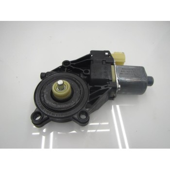 MOTOR ELEVALUNAS DELANTERO DERECHO 