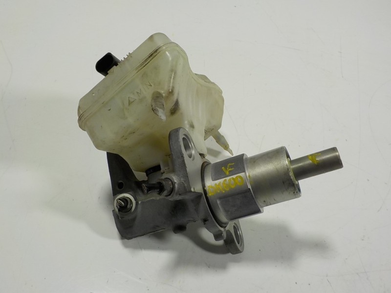 Recambio de bomba freno para audi a4 ber. (b8) 2.0 16v tdi referencia OEM IAM 8K0611301A 8K0611301A 