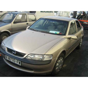 OPEL VECTRA B BERLINA